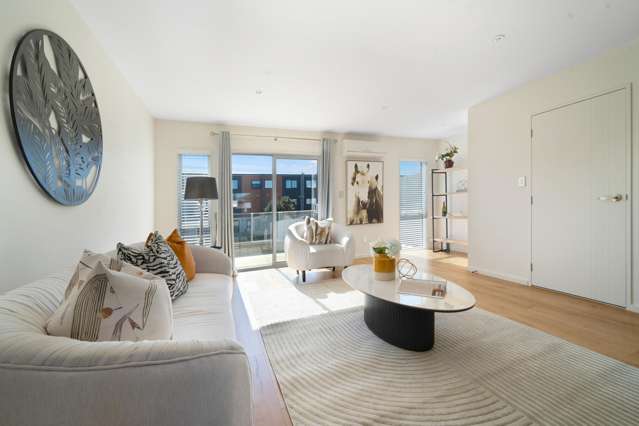 81 Bordeaux Parade Te Atatu South_3