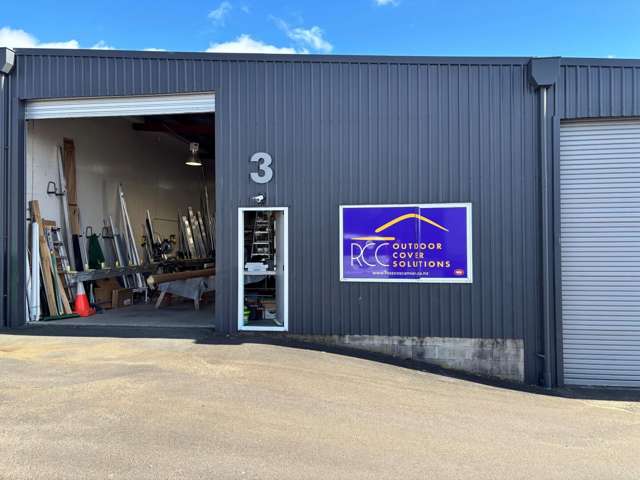 Well-located Greerton Industrial unit