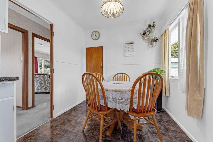 71 Beach Road Te Atatu Peninsula_7