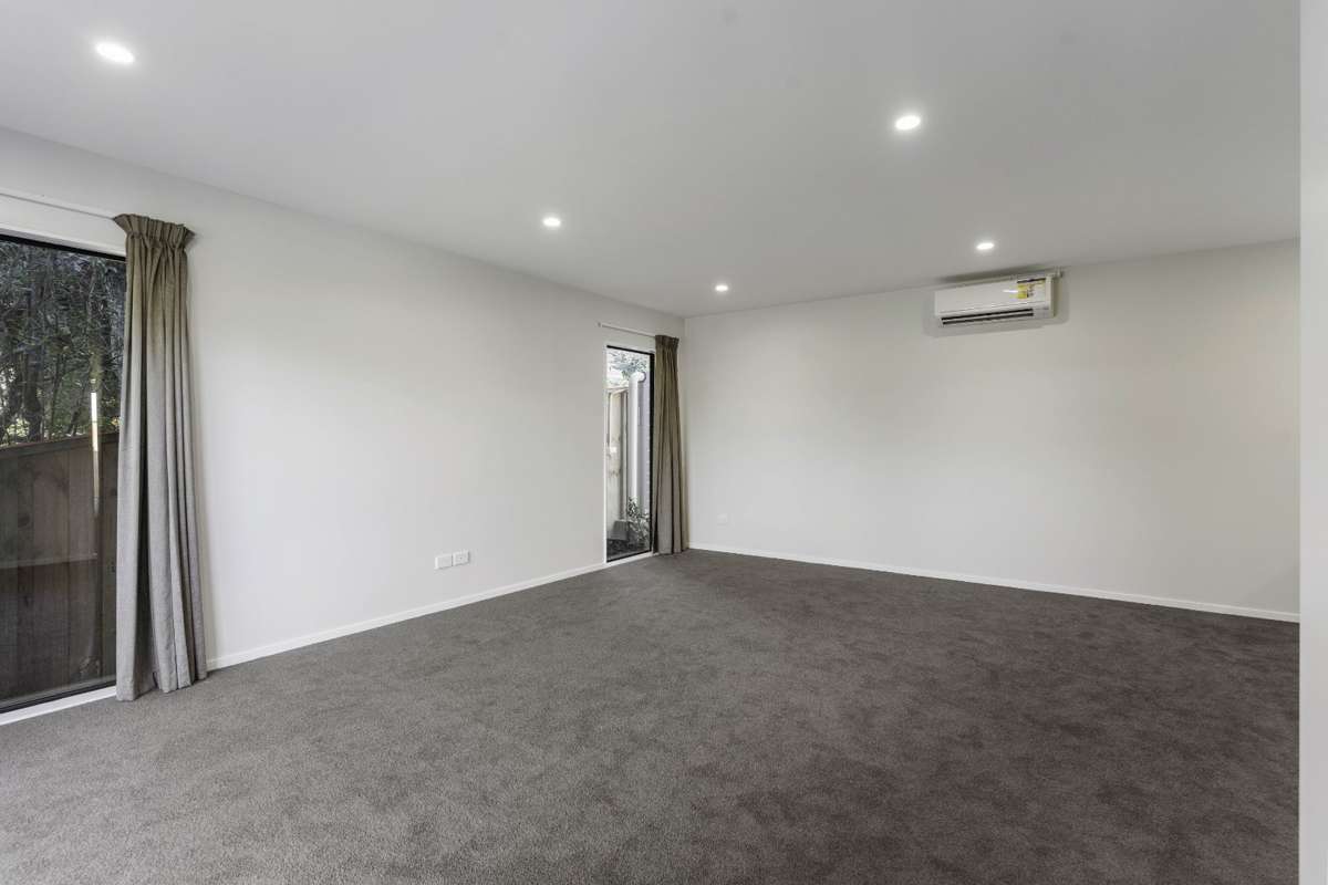 41A Kingdale Road | 11401 | Waitakere City | Houses for Rent - OneRoof