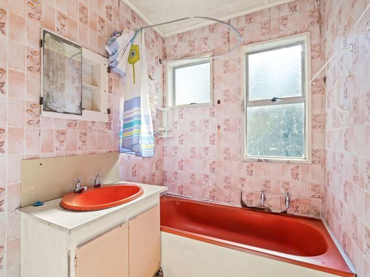 18 Matai Street Ravensbourne_13