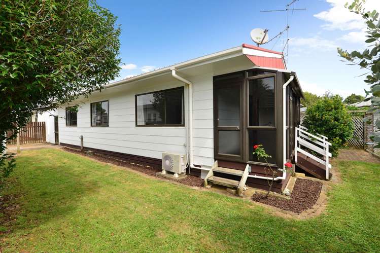 5/55 Tuhikaramea Road_5