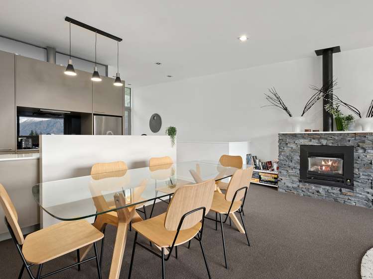 38h Lomond Crescent Queenstown_5
