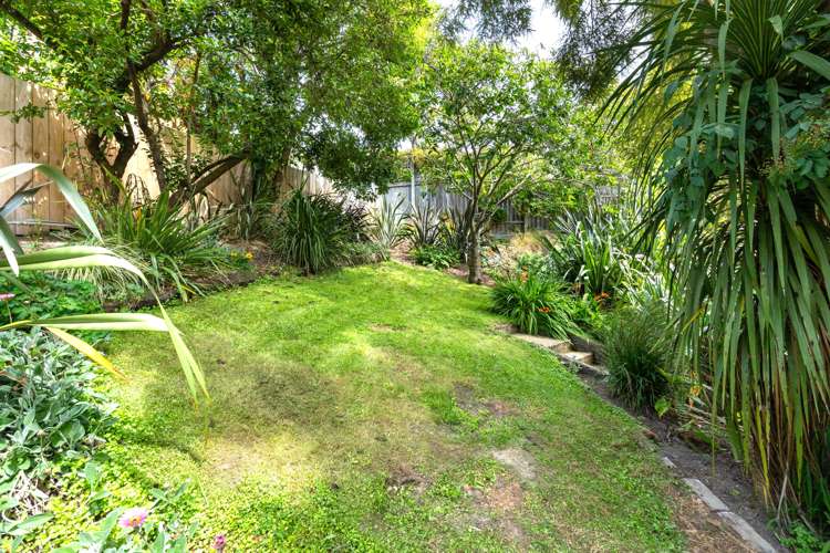 220 North Road North East Valley_22