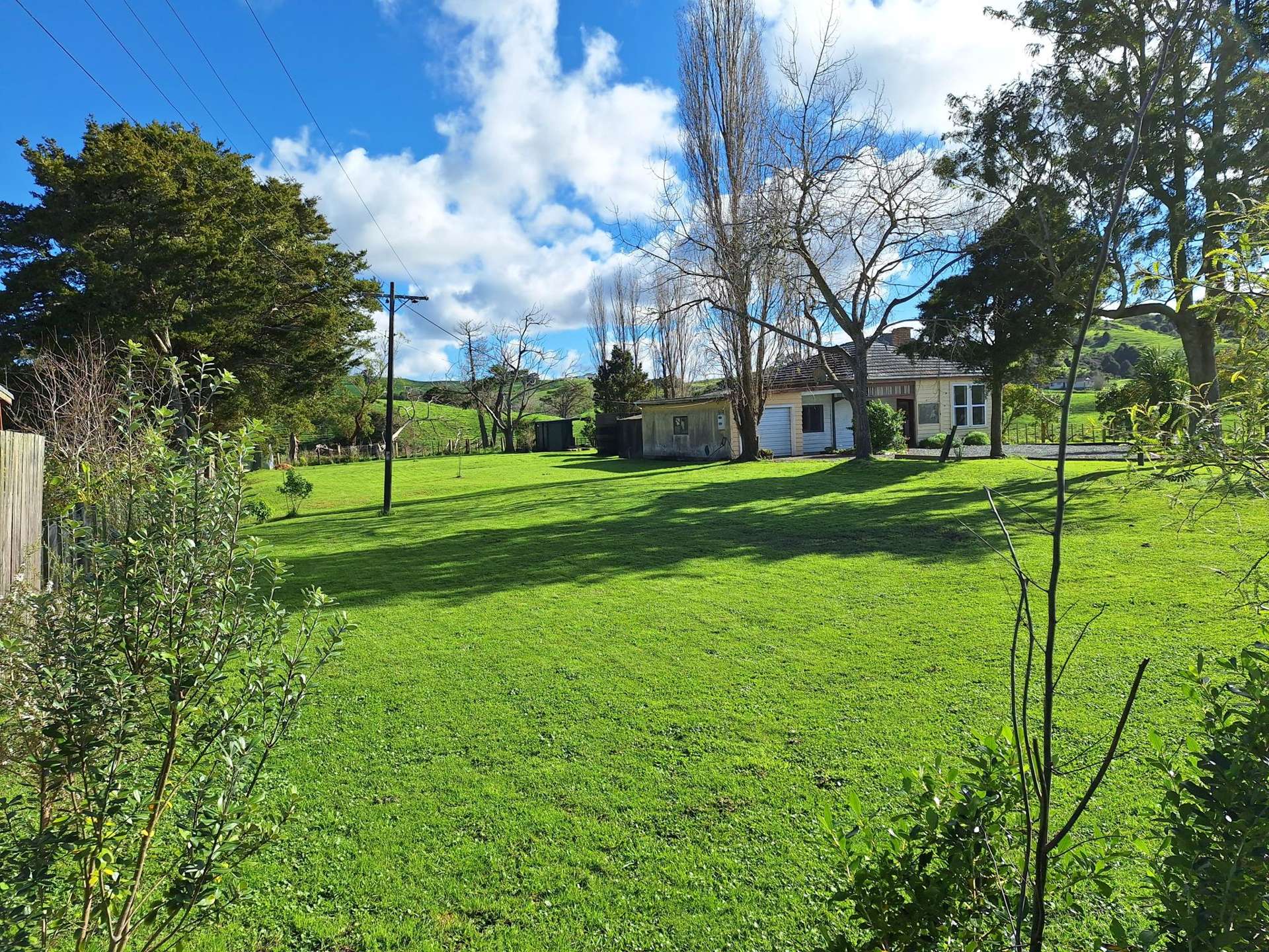 2354 Paparoa-Oakleigh Road Paparoa_0