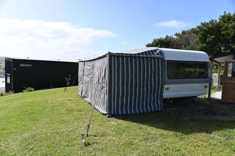 13a Emay Crescent Pahi_17