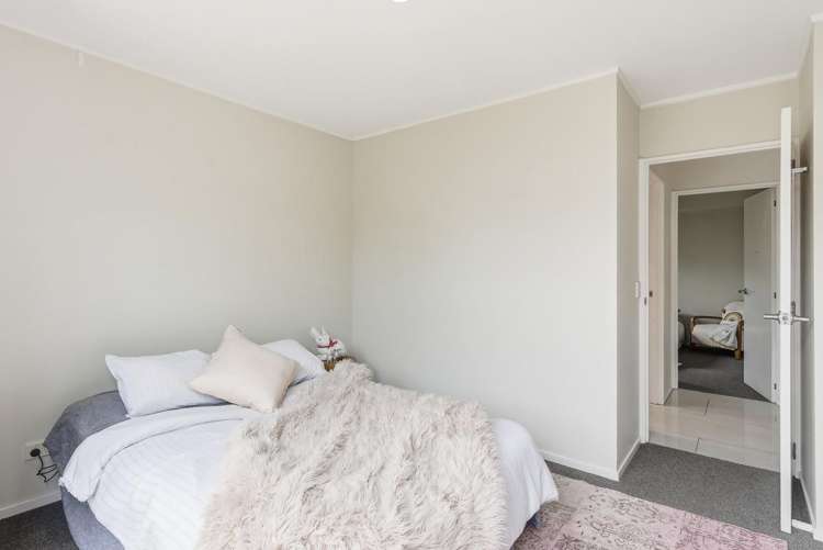 7 Forest Road Raumati South_23