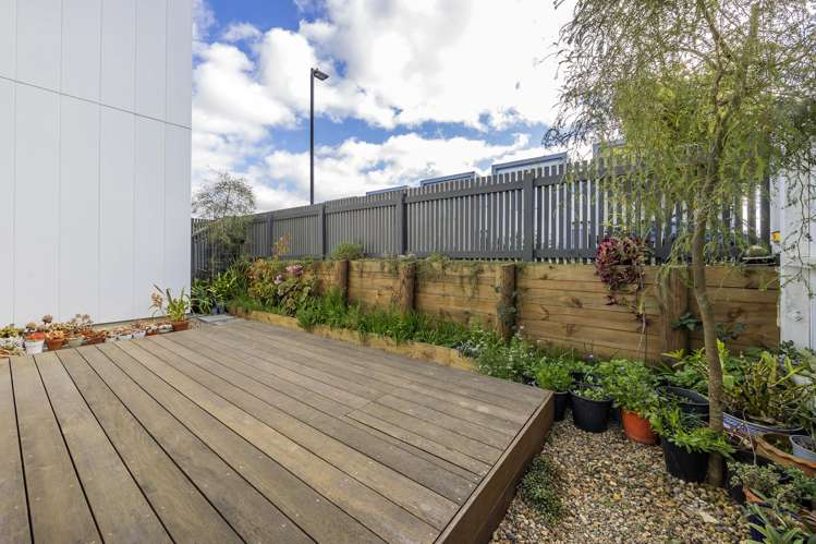 18 Green Bamboo Road Hobsonville_7