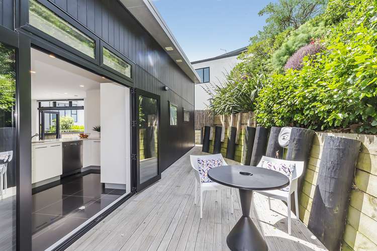 3 Bunker Way Strathmore Park_7