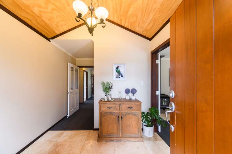 38 Ursula Drive Feilding_1