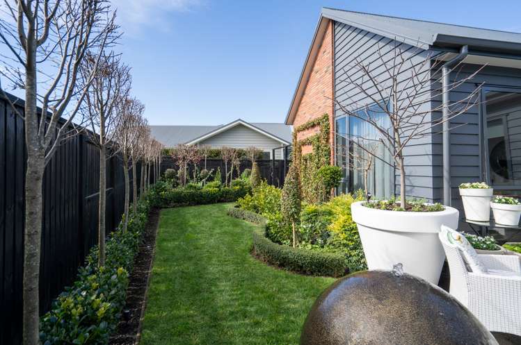 22 Jarrett Terrace Leamington_20