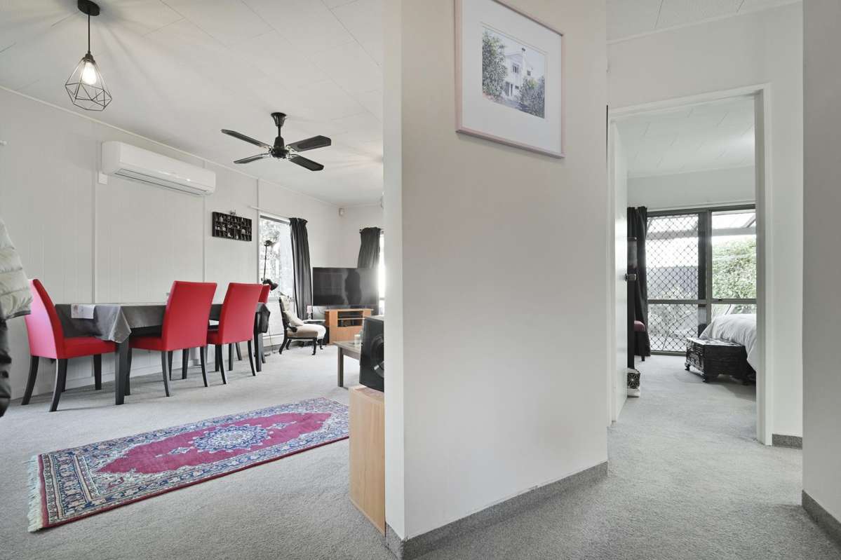 807D Avenue Road East_1