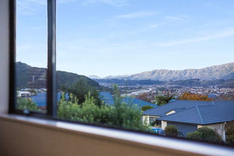 14 Betty Watt Grove Riverstone Terraces_10