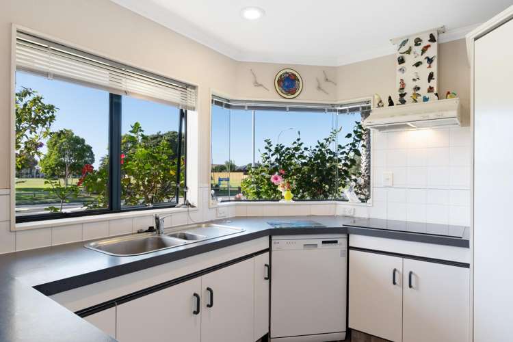 2 Lotus Avenue Mount Maunganui_9