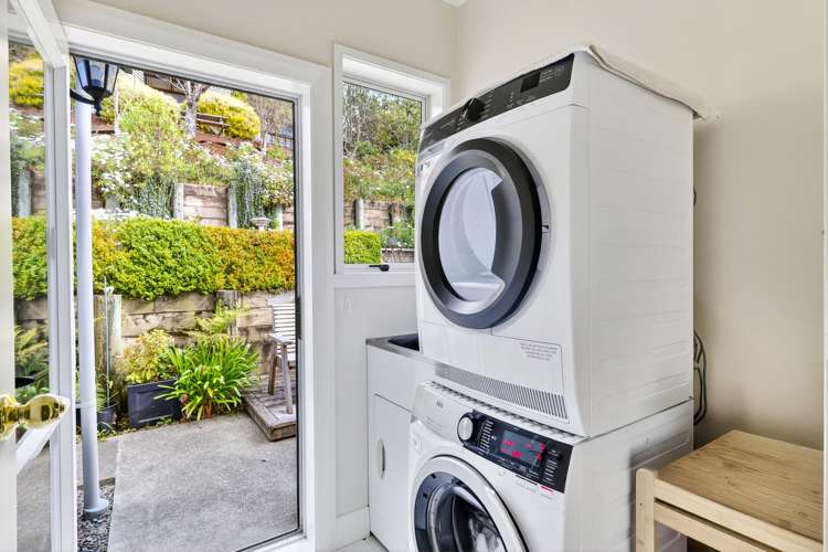 67 Washbourn Drive Richmond_12