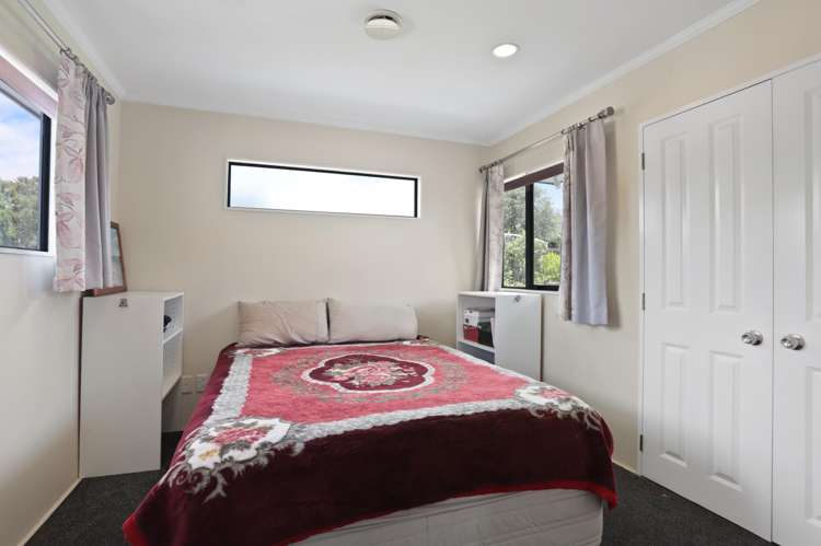 64 Milan Drive Glen Eden_12