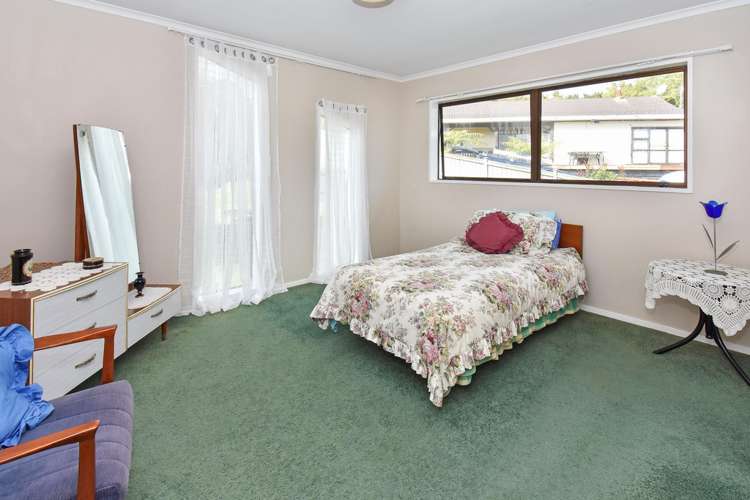 28 Kingsclere Place Goodwood Heights_11