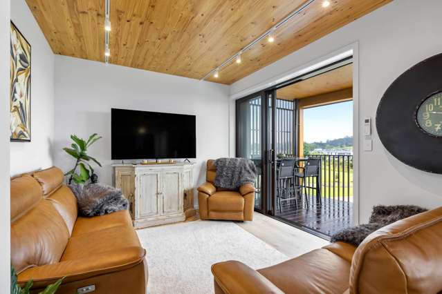 9/40 Waiparaheka Drive Milldale_3