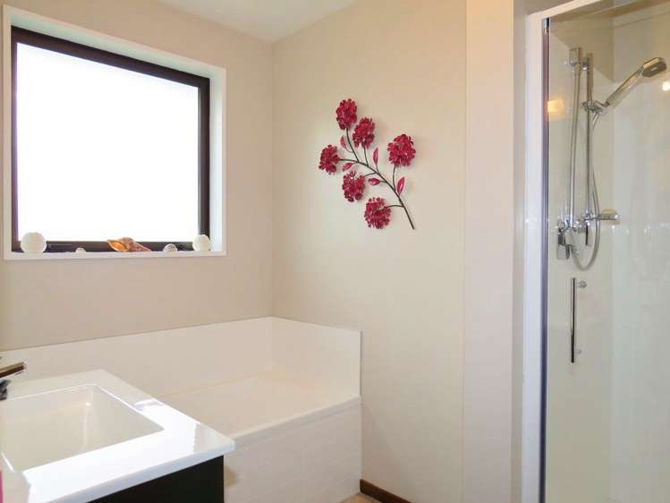 352 Waterloo Road Islington_10