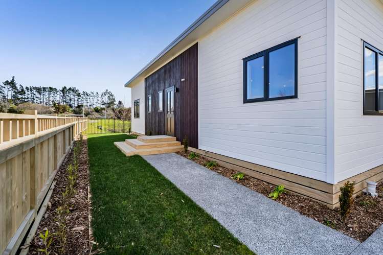 8 Horoeka Street Inglewood_2