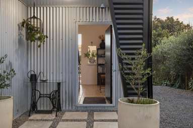 24B George Crescent_3
