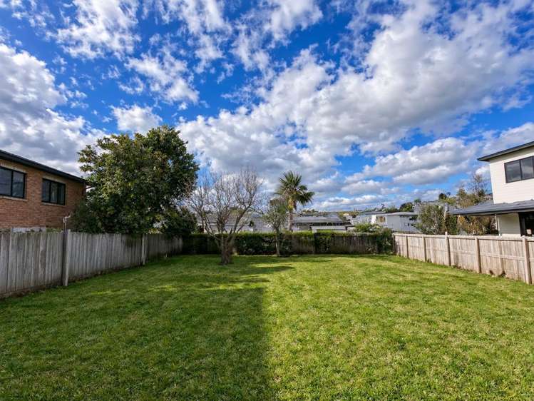 44 Churchill Avenue Manurewa_10