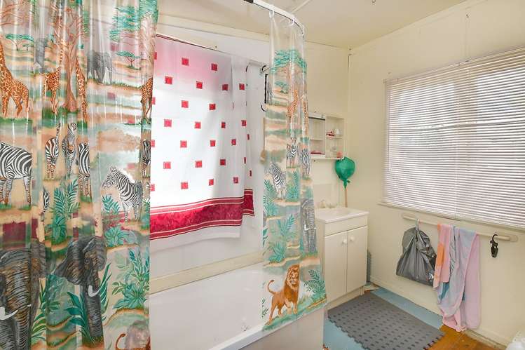 175 Vipond Road Stanmore Bay_12