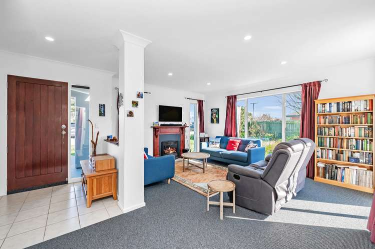 33 School Lane Kirwee_5