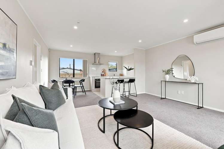 2/41 President Avenue Papakura_2