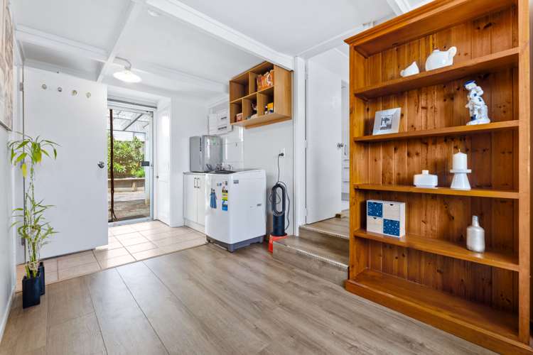 2/7 Cairngorm Place Highland Park_14