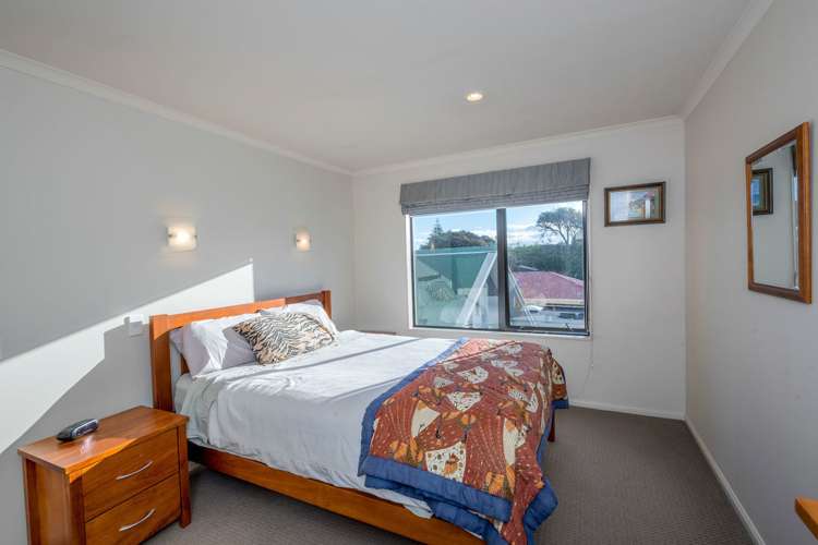 3/8 Wellington Road Paekakariki_14