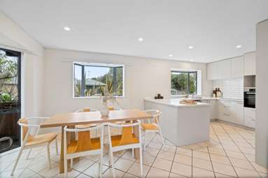 10 Shearwater Drive_3