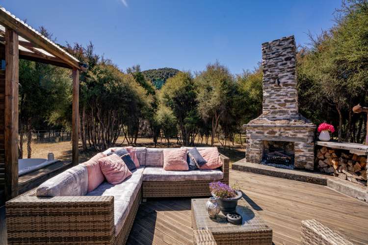 14b Old Racecourse Road Albert Town_15