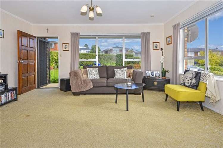 3/1 Bodi Place Te Atatu South_5