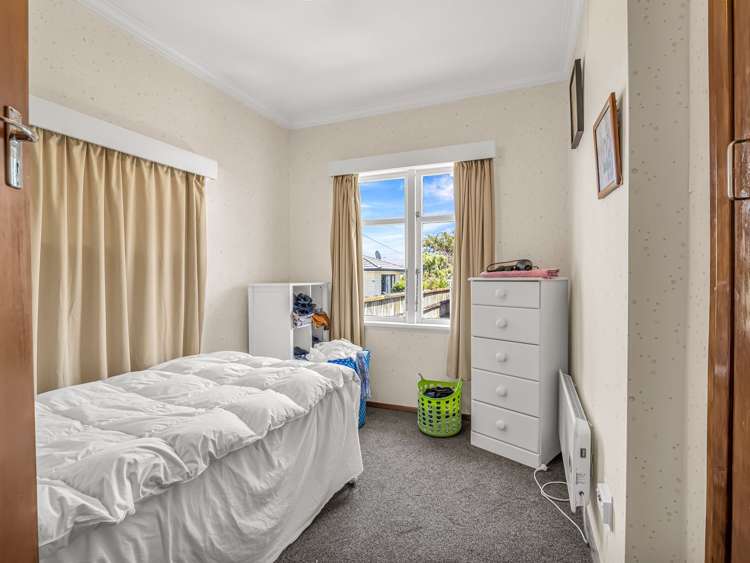 89 Parker Avenue Levin_15