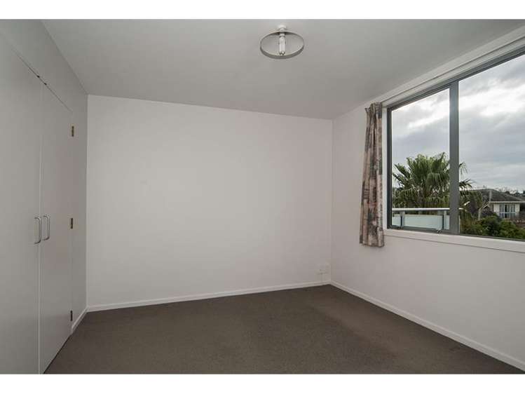 2e/86a Rockfield Road Penrose_2