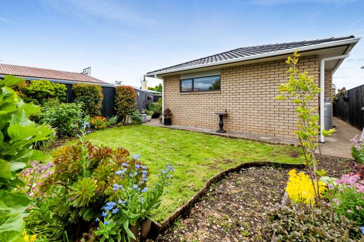 1/276 Mangorei Road Merrilands_24