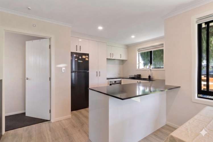 58A McKenzie Road Mangere Bridge_3