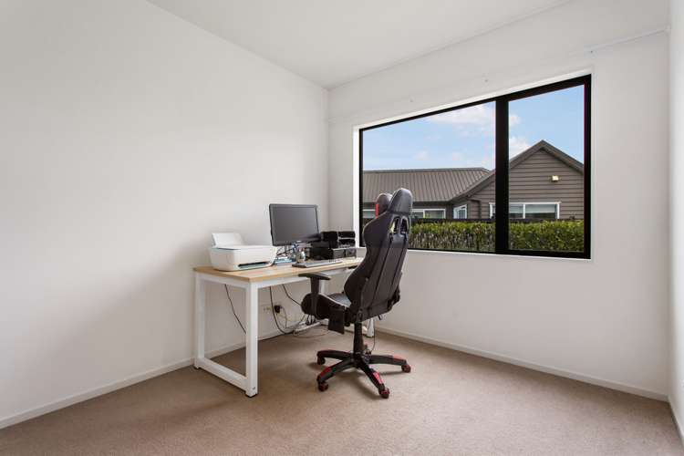 11 Parachute Crescent Papakura_11