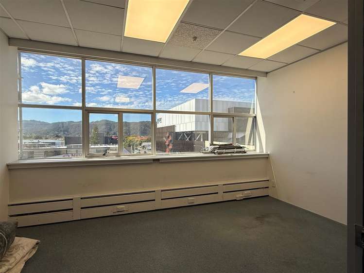 Suite 1. Level 3, 29 Waterloo Road Lower Hutt_8