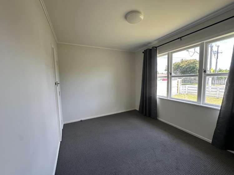 64 Kelvin Road Papakura_2