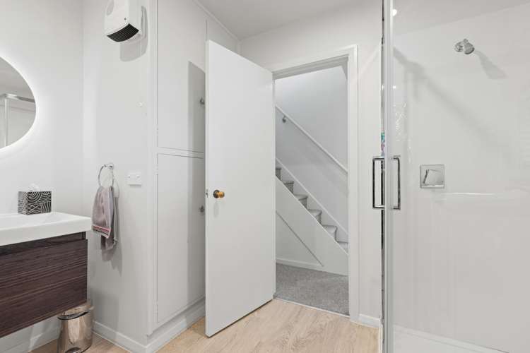 24 Quail Crescent Takamatua_13