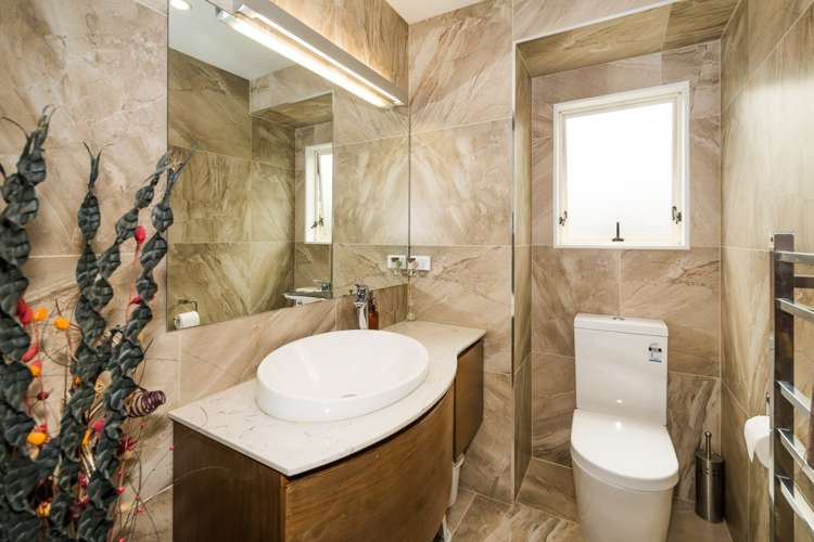 2/256b Birkdale Road Birkdale_22