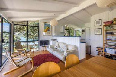 6 Pohutukawa Avenue_4