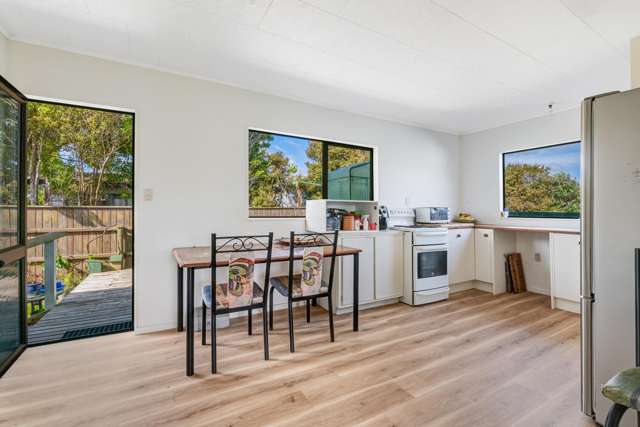 13 Te Moau Avenue Parakai_4