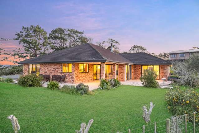 King of the Hill – Trophy Lifestyle Estate