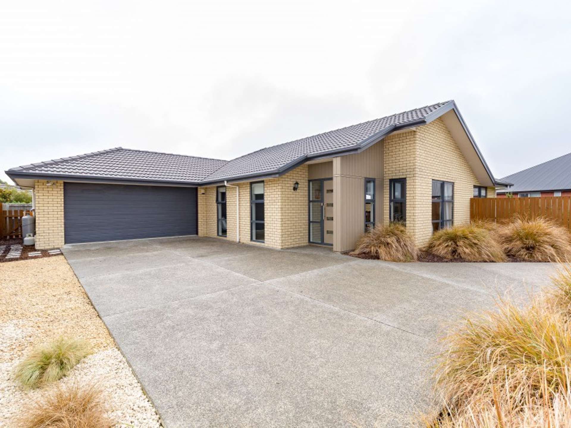 8 Henley Close Rolleston_0