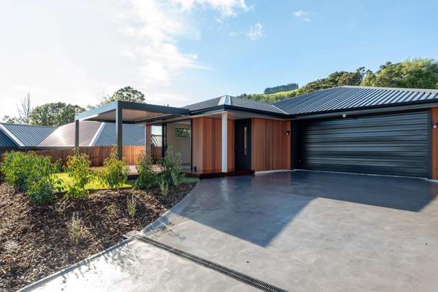 Brand new build in prestigious Kinloch hills