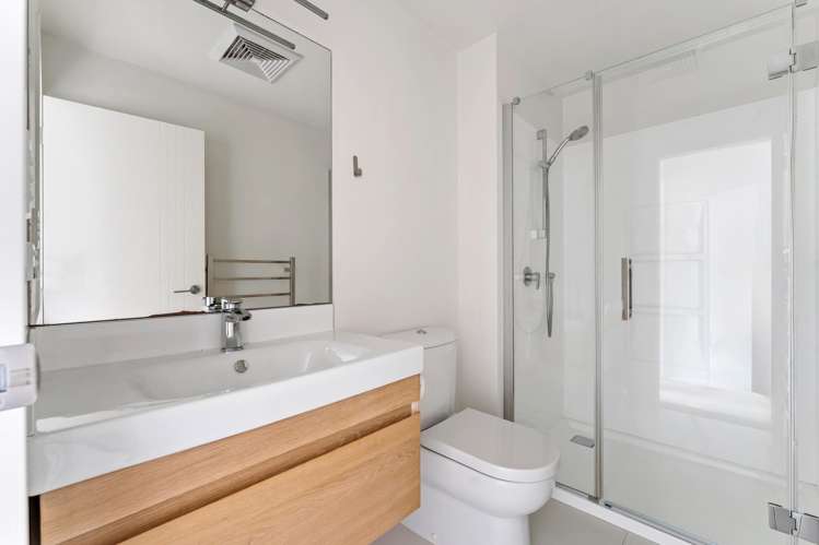 7C Botanical Drive Silverdale_13