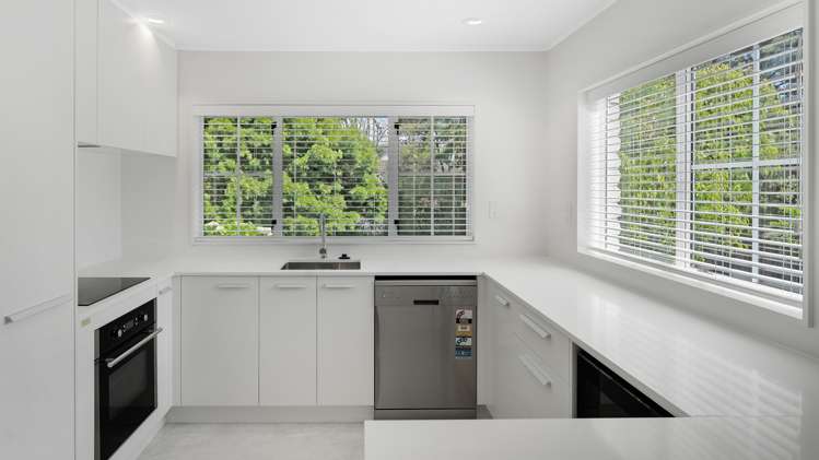 2/2 Napoleon Avenue Milford_5